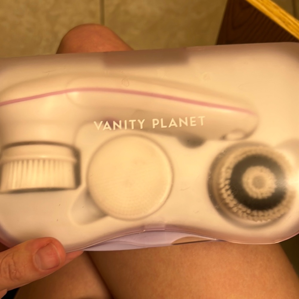 Ultimate Skin Spa Brush Vanity Planet